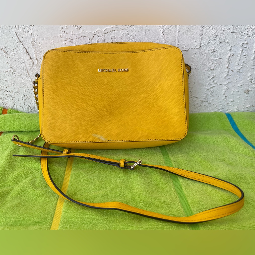Used!!!Michael Kors Jet Set Crossbody Bag, Yellow Saffiano Leather